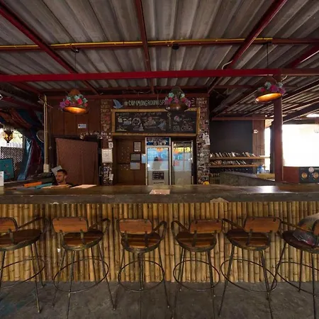 Common Grounds Pai-3
